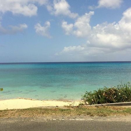 Georges Royal Inn Frederiksted Екстериор снимка